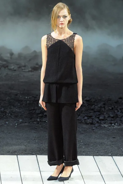 Look 66